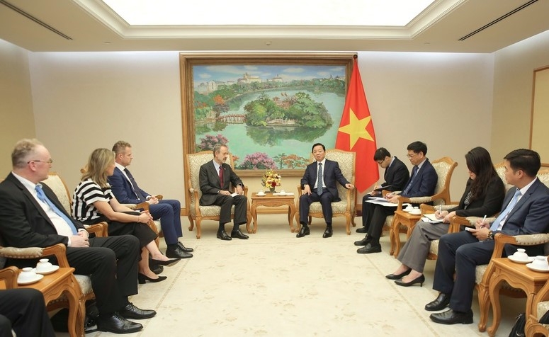 Vietnam, Italy enhance cooperation in high-tech shipbuilding